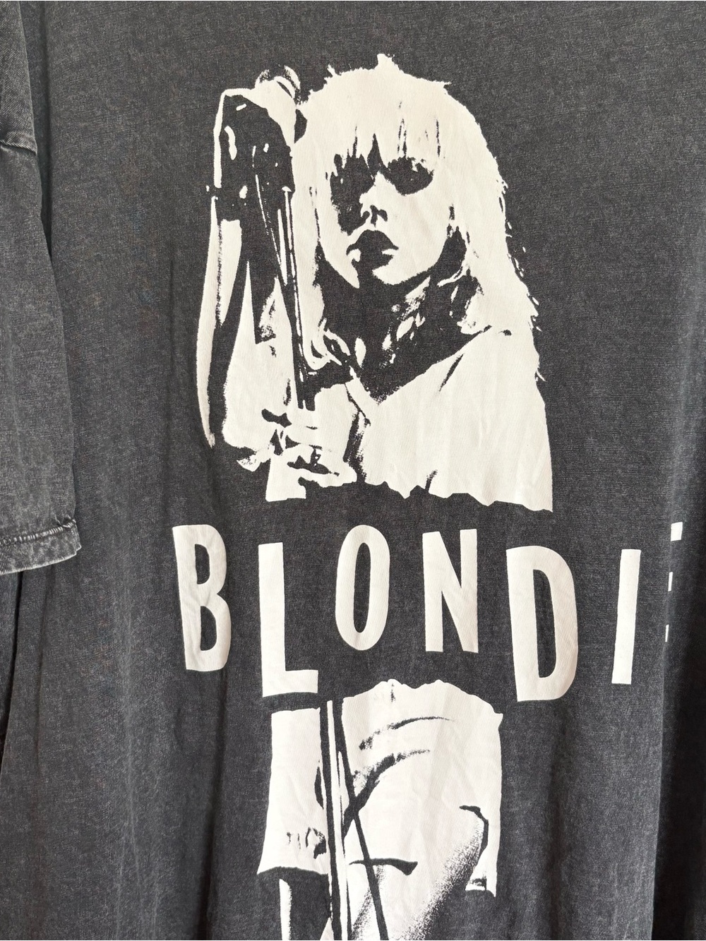 H&M XL Blondie graphic tee - Picture 3 of 6